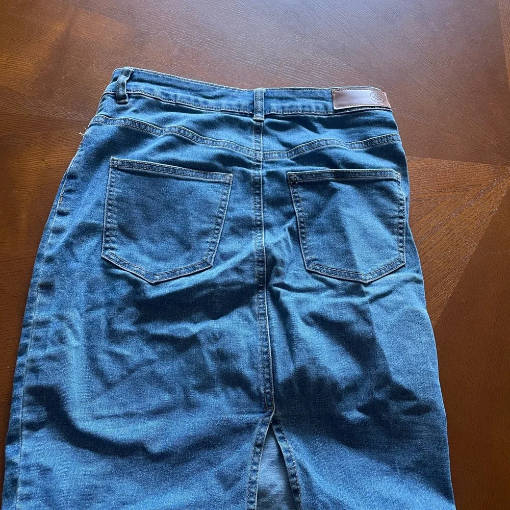 Vero Moda Light Blue Denim Jean Skirt - Picture 2 of 3